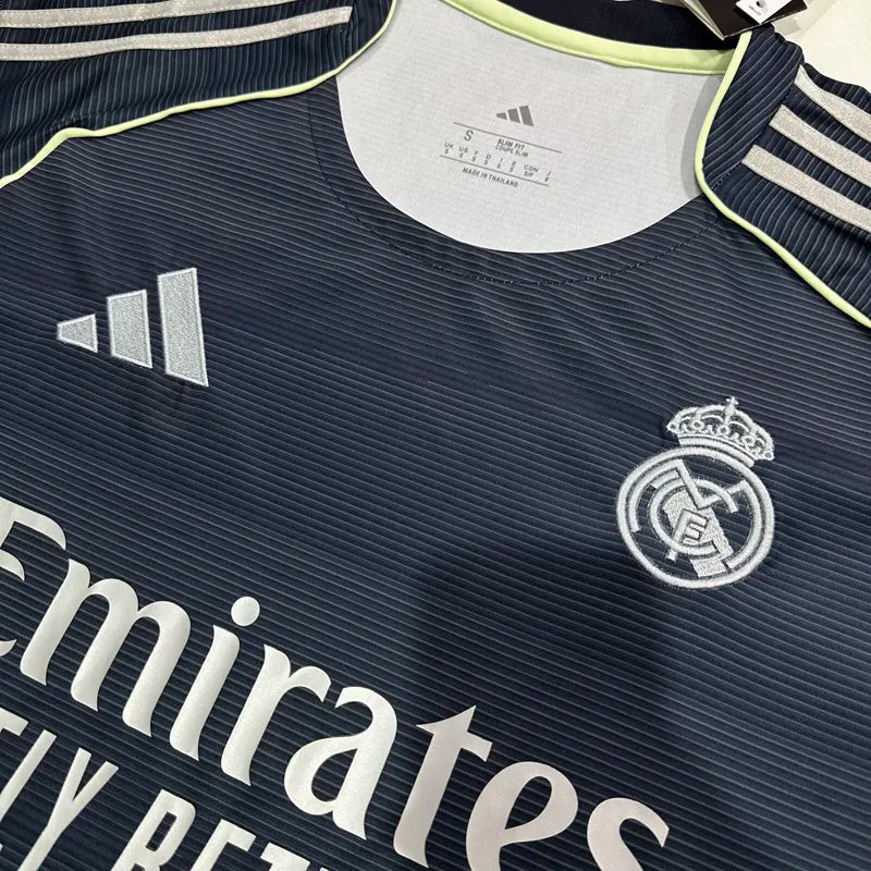 Camiseta Real Madrid visitante 25/26 – Versión 1:1 para Aficionados